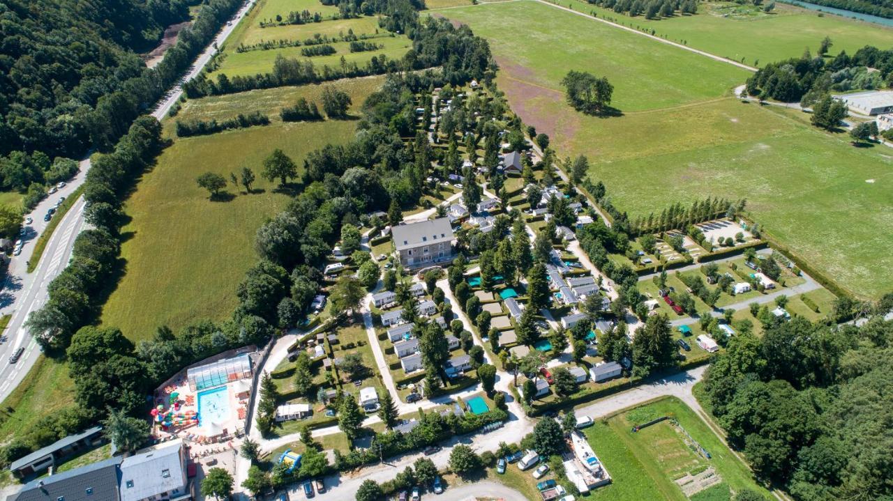 Готель Camping Le Rochetaillee Grandes Sables Екстер'єр фото
