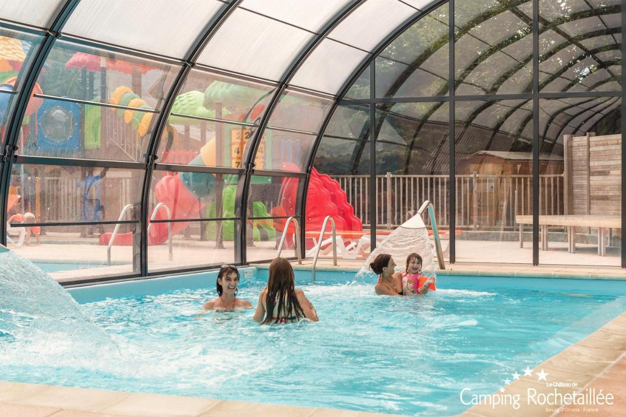 Готель Camping Le Rochetaillee Grandes Sables Екстер'єр фото